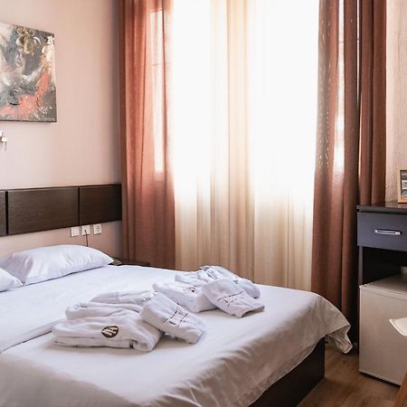סלוניקי Hotel Ilisia מראה חיצוני תמונה