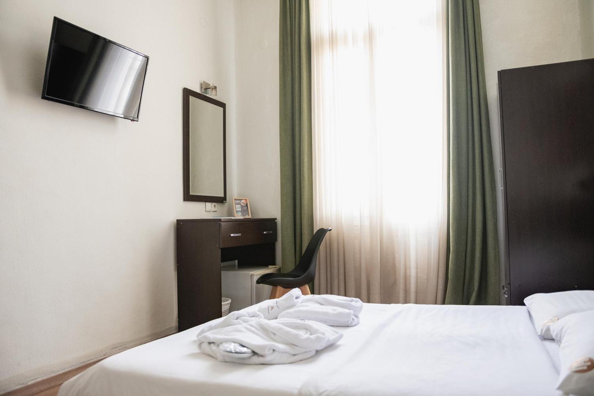 סלוניקי Hotel Ilisia מראה חיצוני תמונה
