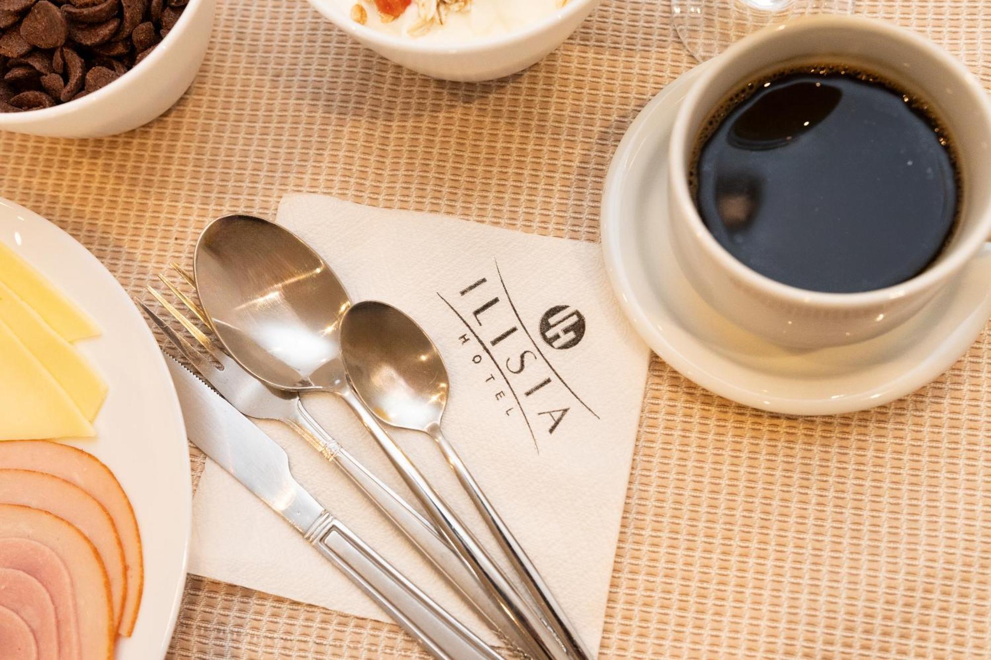 סלוניקי Hotel Ilisia מראה חיצוני תמונה