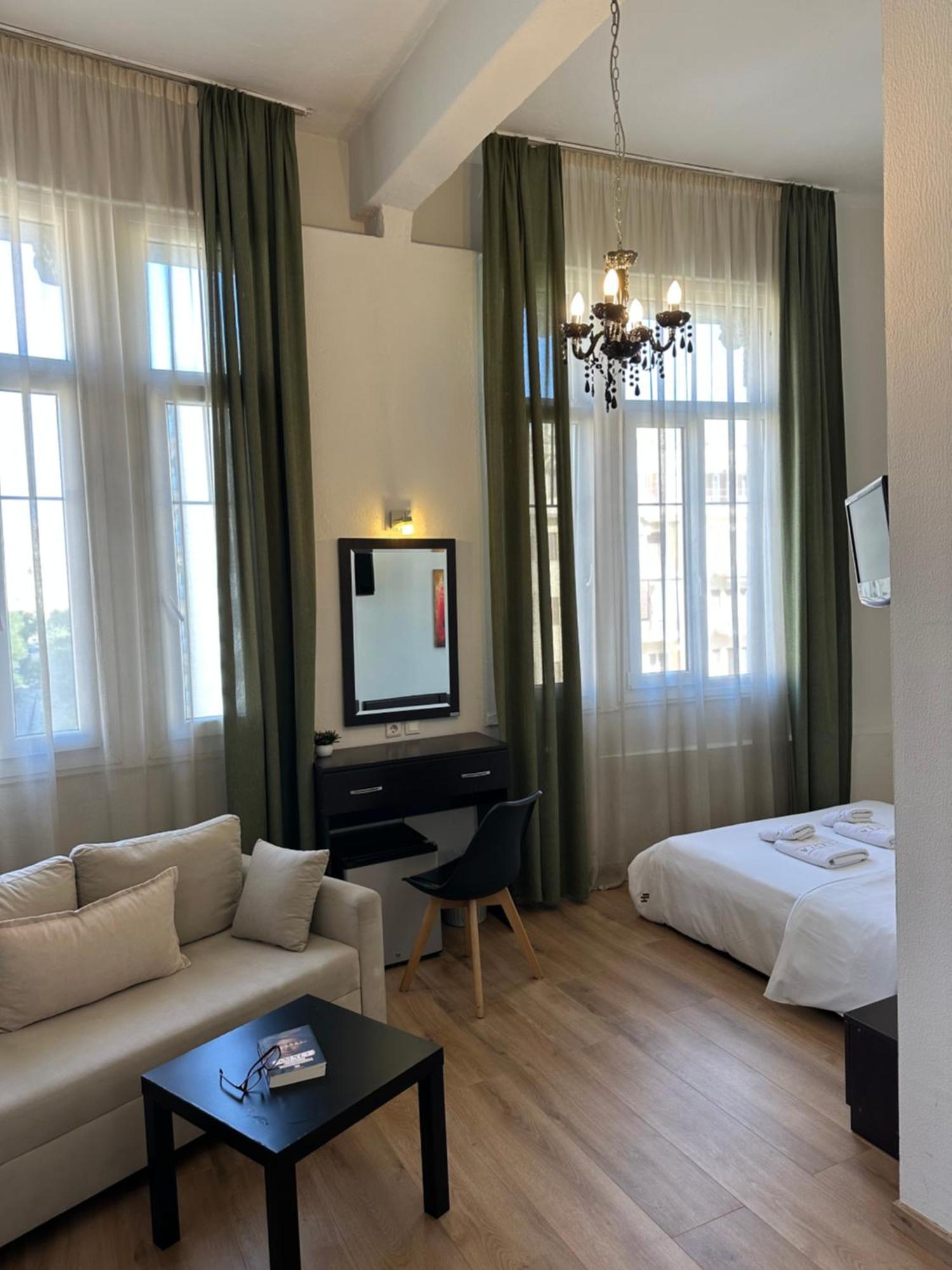 סלוניקי Hotel Ilisia מראה חיצוני תמונה